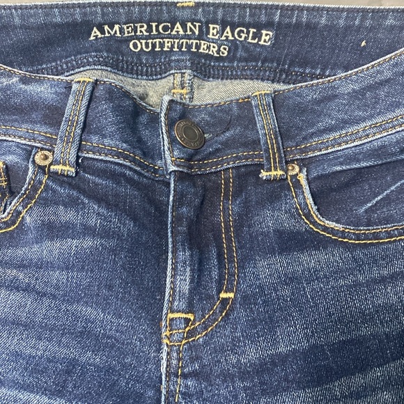 American Eagle 🦅 Kick Boot stretch jeans. Size 4 Regular - Picture 2 of 6